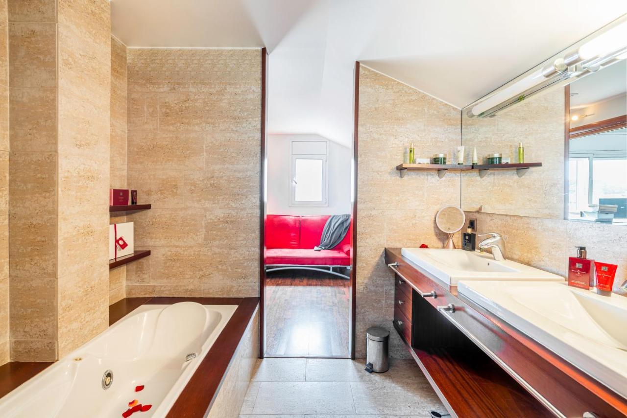 Вілла Casa Familiar Con Piscina Llica d'Amunt Екстер'єр фото